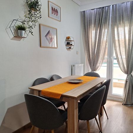 Cozy Apartment In The City Center Salonic Exterior foto